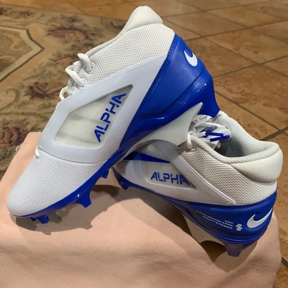Nike Alpha Menace Pro 4 Premium Football Cleats